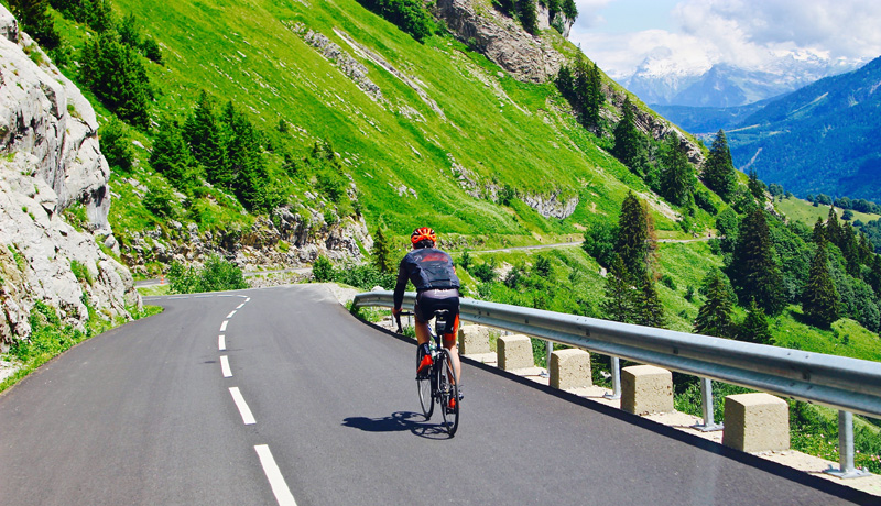 Road cycling in the Alps